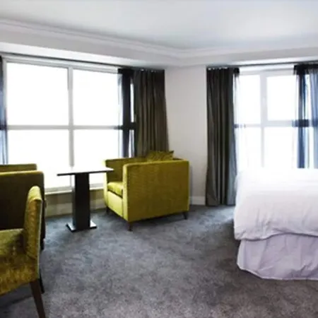 Talbot Hotel 4*