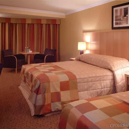 Talbot Hotel 4*