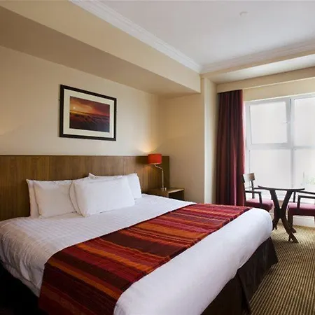 Talbot Hotel 4*