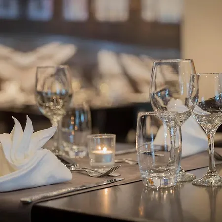 Talbot Hotel 4*