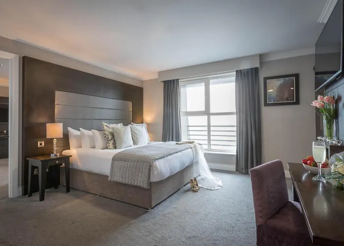 Talbot Hotel 4*
