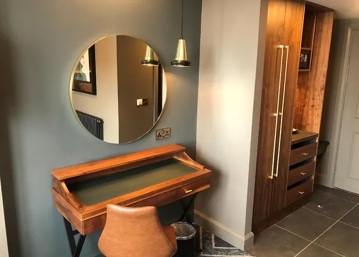 Talbot Hotel 4*