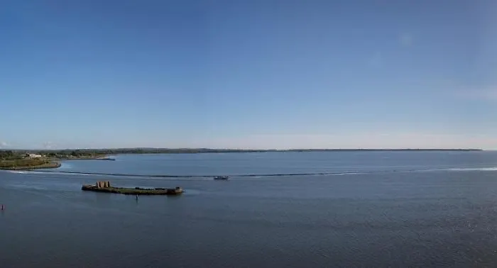 瓦克斯福德塔尔波特酒店 4*